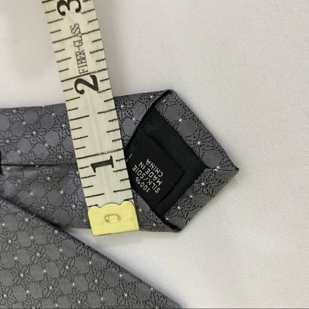 Calvin Klein Gray Flower Pattern Silk Tie
